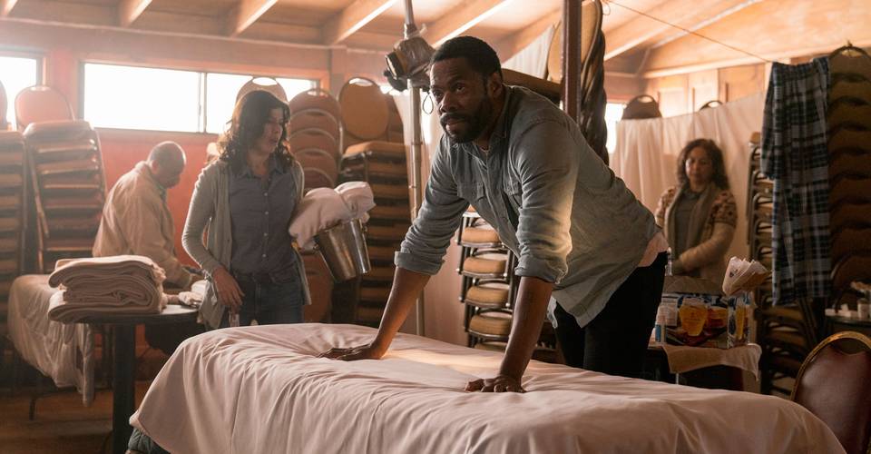 Fear The Walking Dead Excl Clip Medical Emergency in Season Premiere Fear The Walking Dead Excl Clip Medical Emergency in Season Premiere